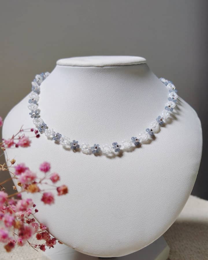 Classic Flower Beaded Choker