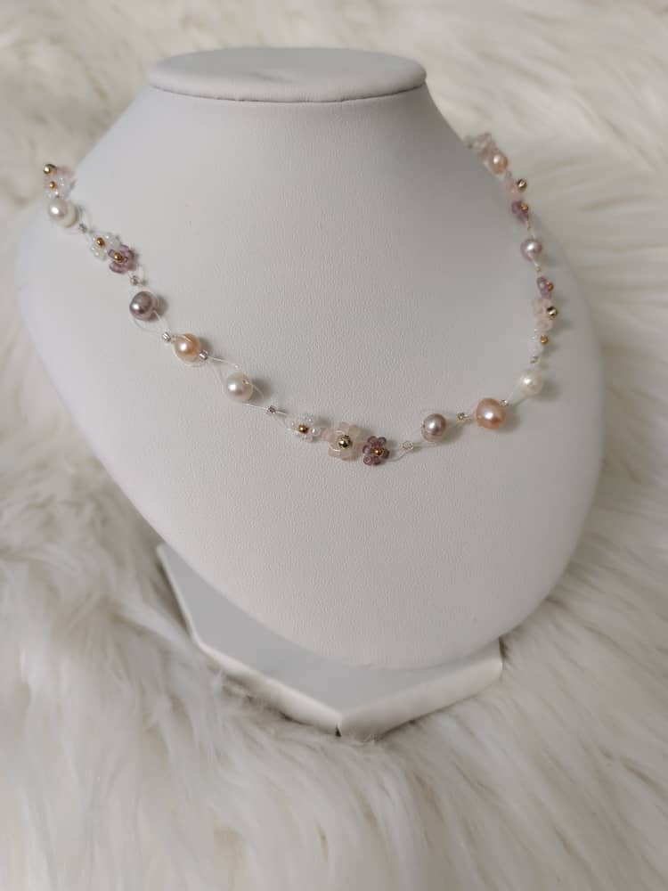Floating Flower Necklace