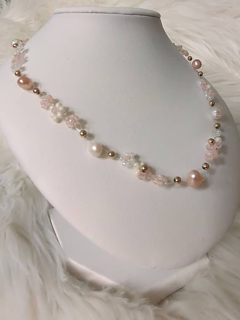 Floating Flower Necklace