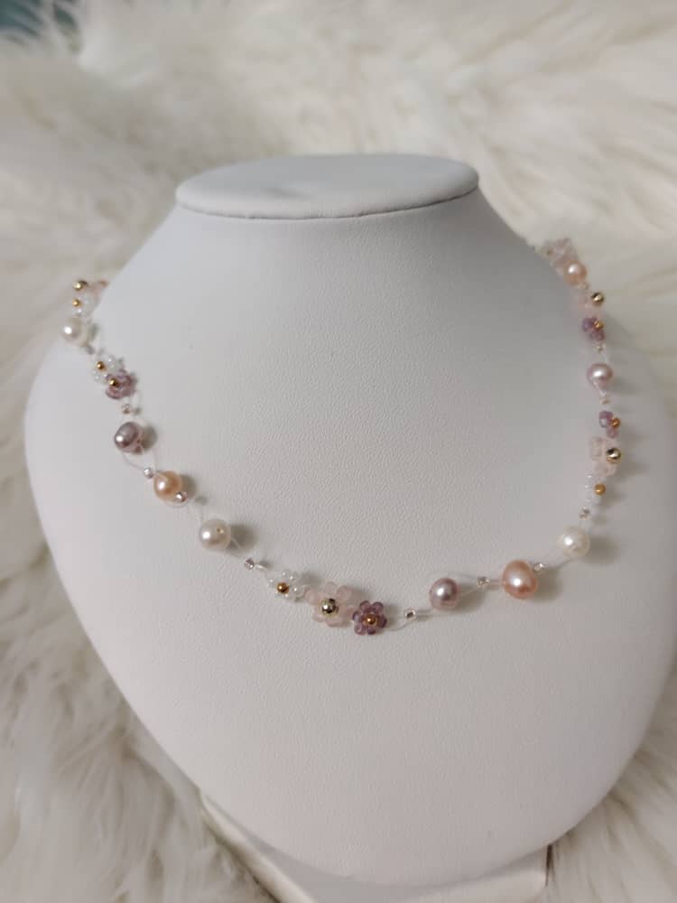 Floating Flower Necklace